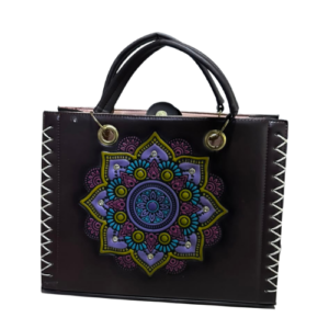 Bolso de piel pintado a mano